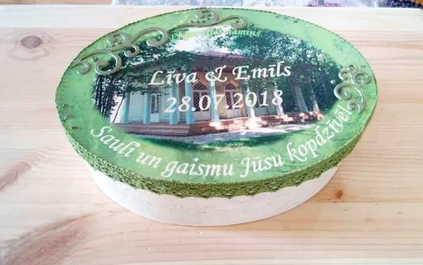 Vedēju dāvana jaunajam pārim.